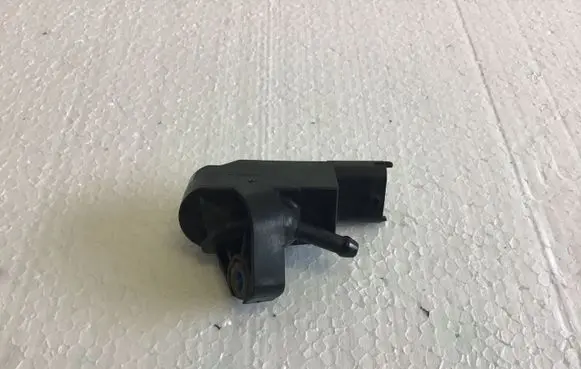Renault Laguna III Air pressure sensor 0281002740 8200292443 H8200185545
