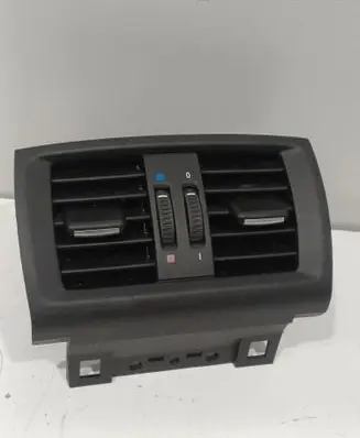 BMW X3 F25 Rear air vent grill 9200888