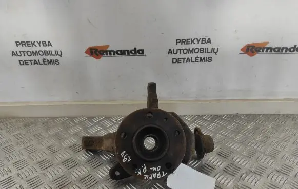 Renault Trafic II (X83) Front wheel hub