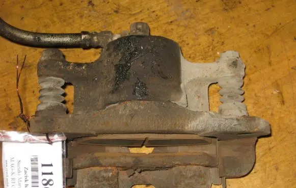 Suzuki Swift Cultus Front brake caliper