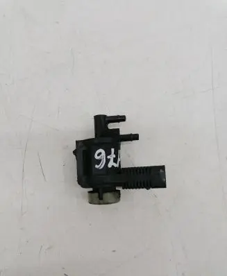 Volkswagen PASSAT B6 Vacuum valve 1J0906283C