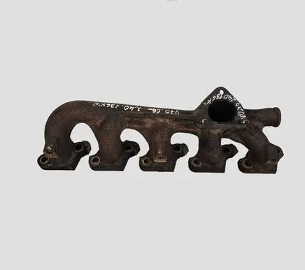 Volvo V70 Exhaust manifold