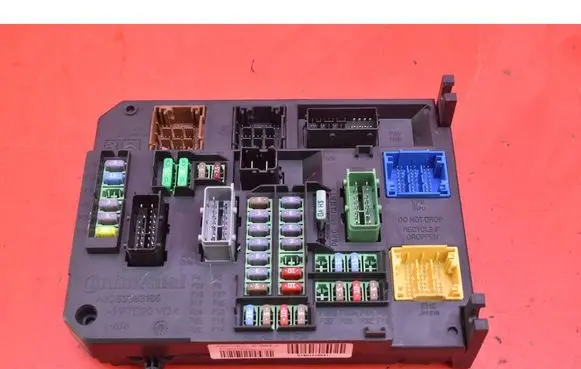 Citroen C4 II Picasso Fuse box set 9665547480