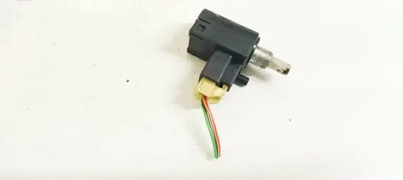 Toyota Avensis T250 Brake pedal sensor switch CV591