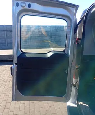 Opel Combo D Rear door