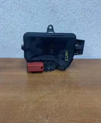 Mercedes-Benz Vito Viano W447 Fuse box set A4475400082 E2991