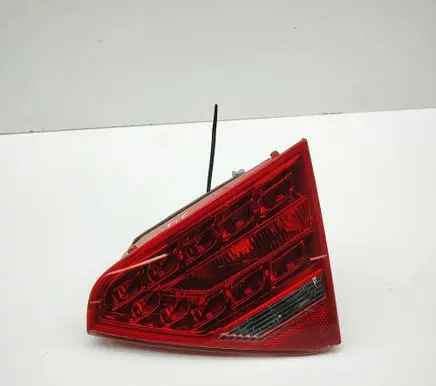 Audi RS5 Tailgate rear/tail lights 8T0945094A