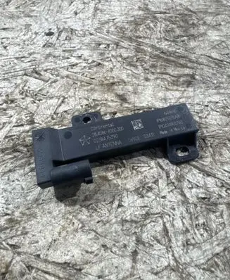 Chrysler Pacifica Aerial antenna amplifier 2840864000300 023AA75390