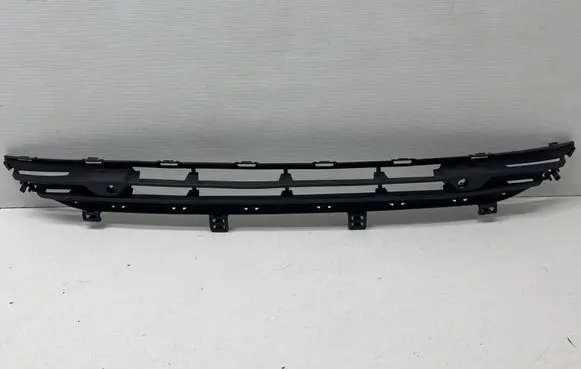 Front bumper lower grill