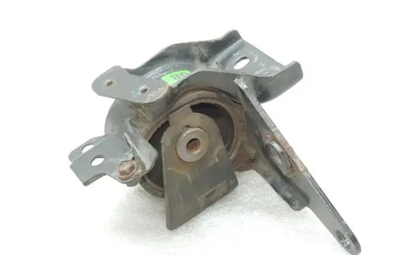 Toyota Avensis T250 Engine mount bracket 123720G010