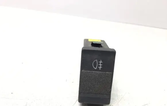 Fog light switch