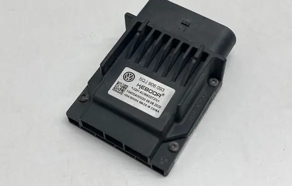 Audi Q3 F3 Fuel injection pump control unit/module 5QJ906093 104004000200