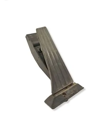 BMW 5 E60 E61 Accelerator throttle pedal 6759724 250703 25916010