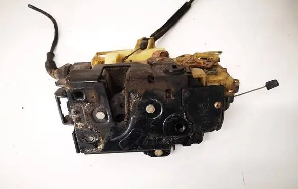 Seat Ibiza III (6L) Rear door lock Y3B4839016AG