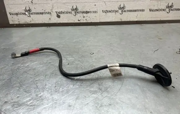 Mercedes-Benz C W205 Positive cable (battery) A2055407912 61399707