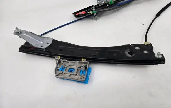 Audi A5 Rear window lifting mechanism without motor 8W8839461