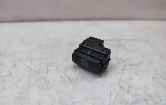 Volkswagen Tiguan Alarm switch 6Q0962109