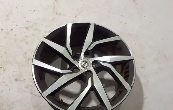 Volvo V60 R18 alloy rim 32209776