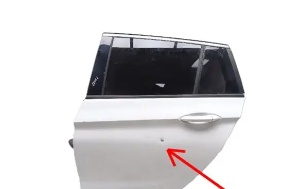 Opel Astra K Rear door 