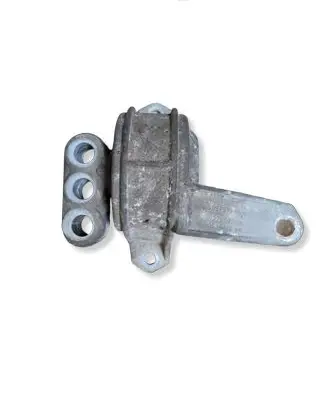 Opel Zafira A Engine mount bracket 90575772 90575779 90576049