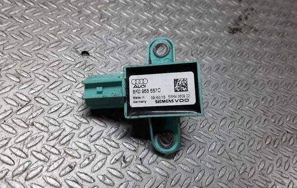 Audi A5 8T 8F Airbag deployment crash/impact sensor 8K0955557C 5WK4380902