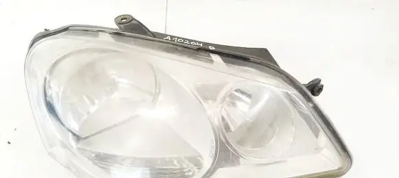 Volkswagen Polo IV 9N3 Headlight/headlamp