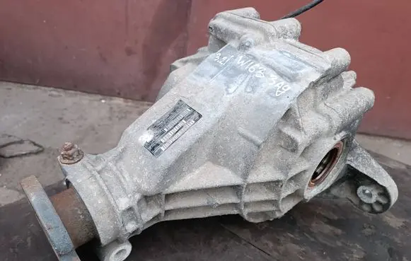 Mercedes-Benz ML W163 Rear differential 4460060031 AE15 3.70