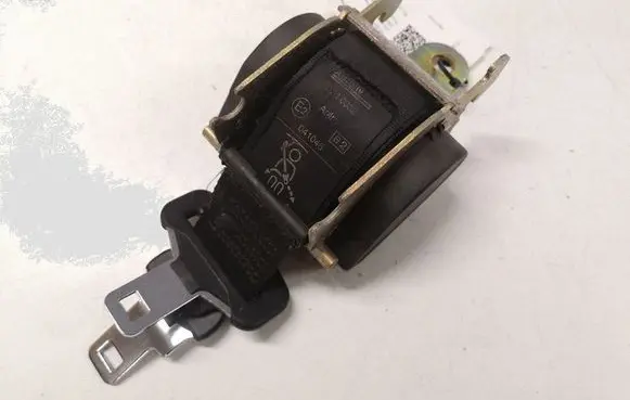 Peugeot 307 Middle seatbelt (rear) 2310002