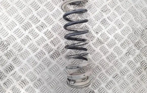 Hyundai i40 Rear coil spring