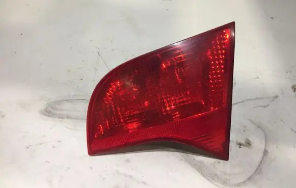 Audi A4 S4 B7 8E 8H Tailgate rear/tail lights 8E9945094