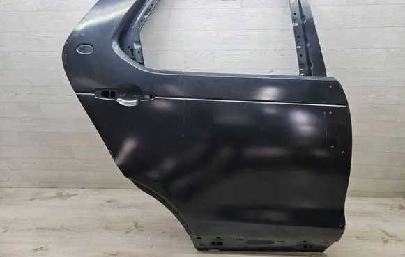 Land Rover Discovery 5 Rear door HY3224610AA