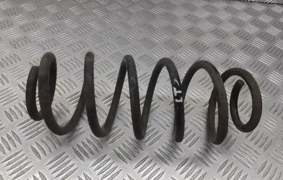 Toyota Corolla E140 E150 Rear coil spring