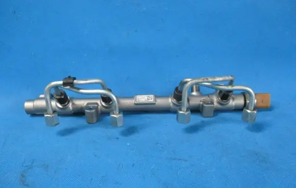 Audi Q5 SQ5 Fuel main line pipe 04L130089AH