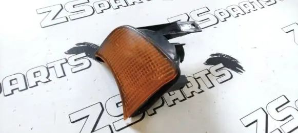 BMW 5 E34 Front indicator light 1384033 DOTSAE12PP7 155041