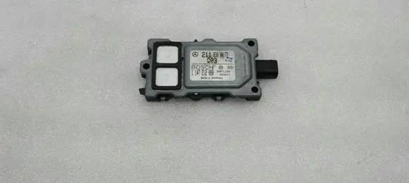 Mercedes-Benz E W211 Reducing agents exhaust control unit A2118300472