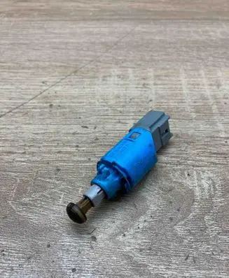 Renault Megane II Brake pedal sensor switch 8200168239B