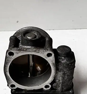 Opel Insignia A Throttle valve 57601