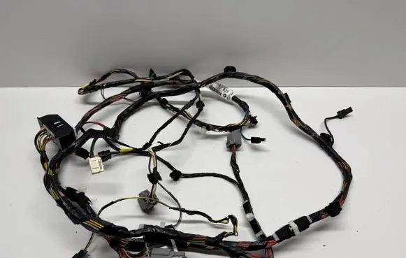 Dodge Durango III Tailgate/trunk wiring harness P68333631AA