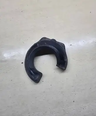 BMW 4 F32 F33 Front coil spring rubber mount 6791709