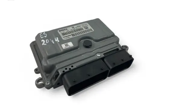 Volvo V70 Engine control unit/module ECU 31286086 0261209108