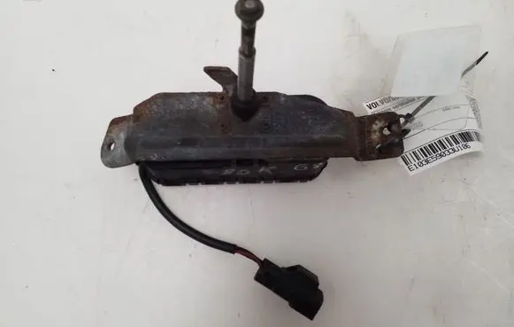 Volvo S80 Headlight wiper motor 