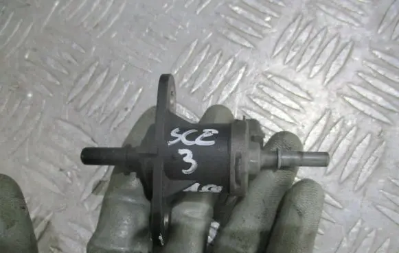 Renault Scenic III - Grand scenic III Valve vacuum 
