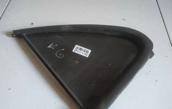 KIA Sorento Rear vent window glass AS3