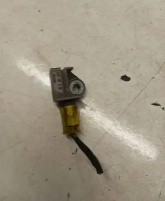 Mercedes-Benz C W204 Airbag deployment crash/impact sensor A2048201985 5WK43584 04896011AB