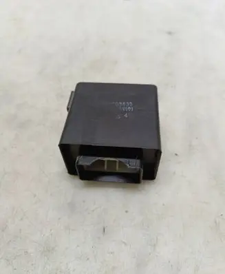 Hyundai Galloper Central locking relay 803630