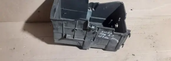 Battery box tray