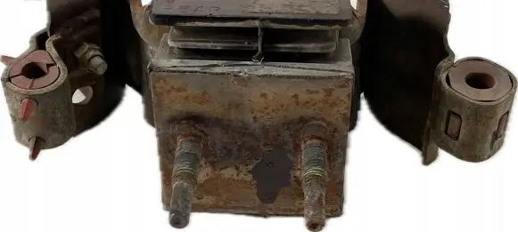 Ford F150 Engine mount vacuum valve 