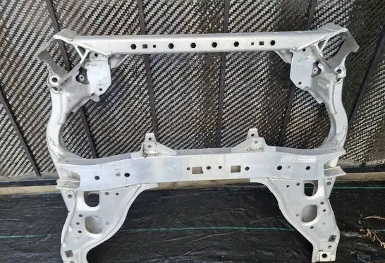 BMW 1 E81 E87 Front axle beam 
