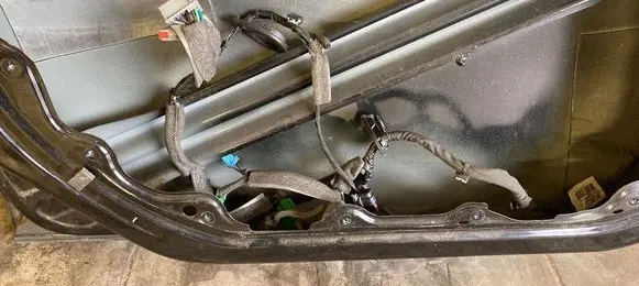 Volvo V40 Front door
