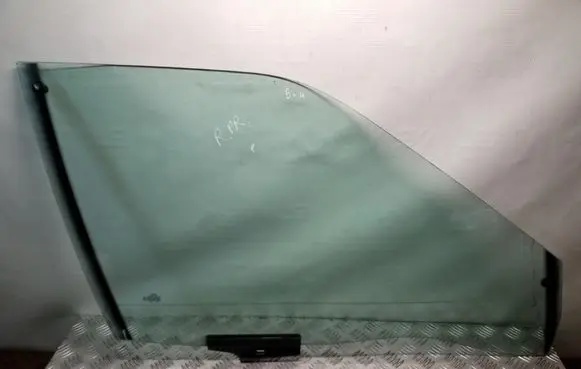 Audi 80 90 S2 B4 Front door window glass four-door 